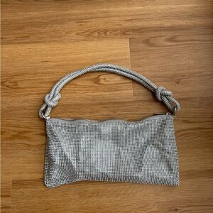 Amazon Silver Women's Shoulder Bag